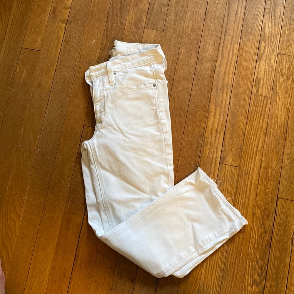 Jcrew - white cropped denim with frayed edge - 27